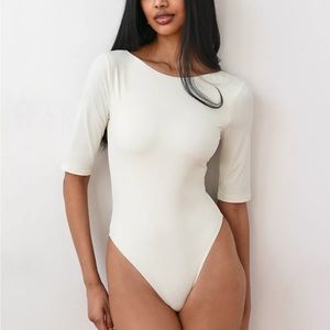 Aritzia Wilfred Fiori Bodysuit in Light Birch size 2XS XXS thong bodysuit white